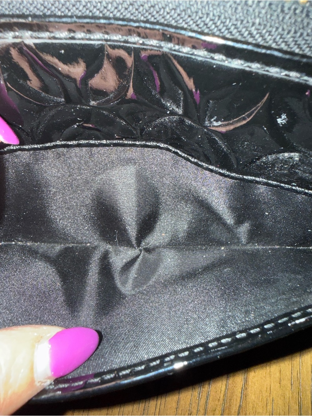Coach Black Patent Leather Zip-Around Signature Wallet - Picture 4 of 8